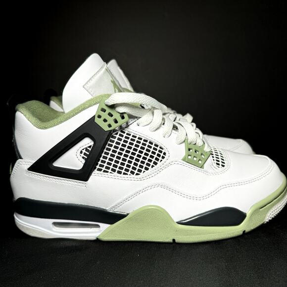 Size 10 - Wmns Air Jordan 4 Retro Seafoam Women's Shoes - Picture 1 of 9